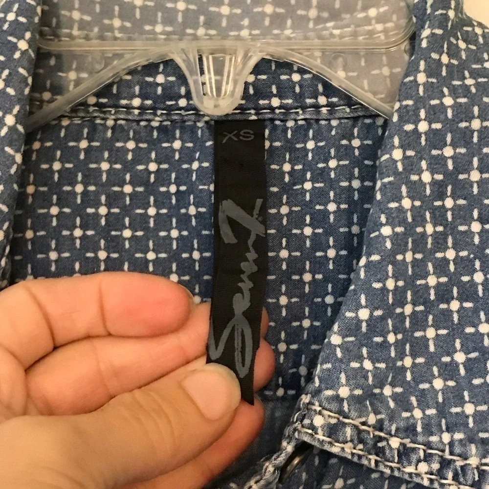 Seven7 Chambray Patterned Button Down Top XS - Picture 2 of 6